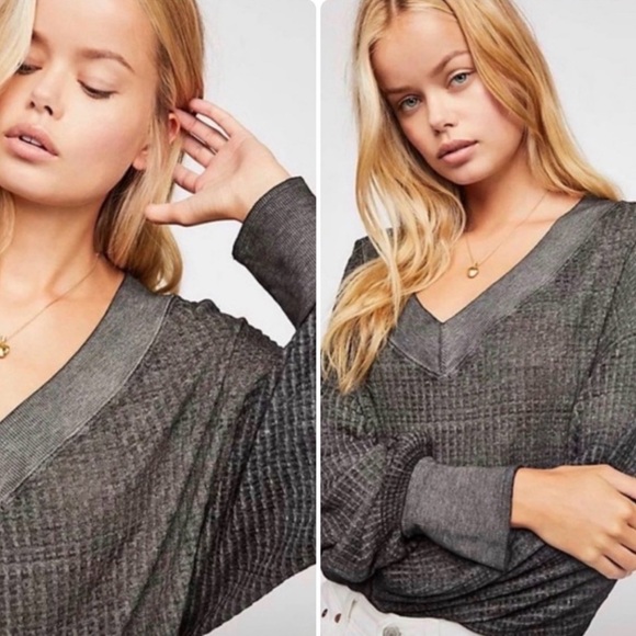 We The Free Sweaters - WE THE FREE WOMANS SHEER LAYERING TOP. SIZE MED